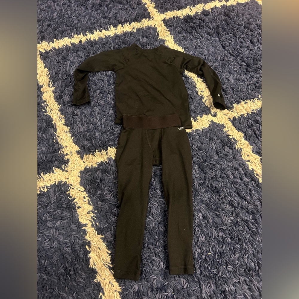 DSG youth cold gear size 4/5